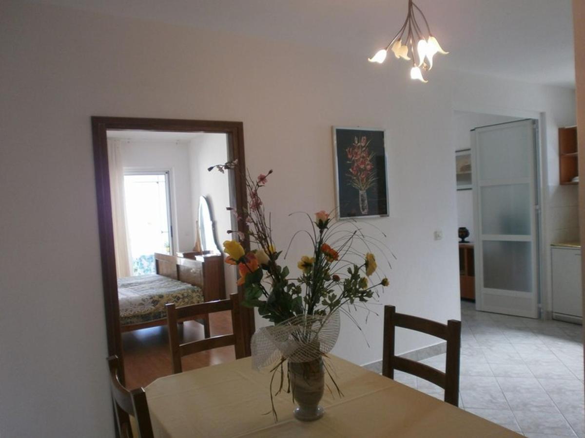 Apartments Villa Angela Krk Town Pokoj fotografie